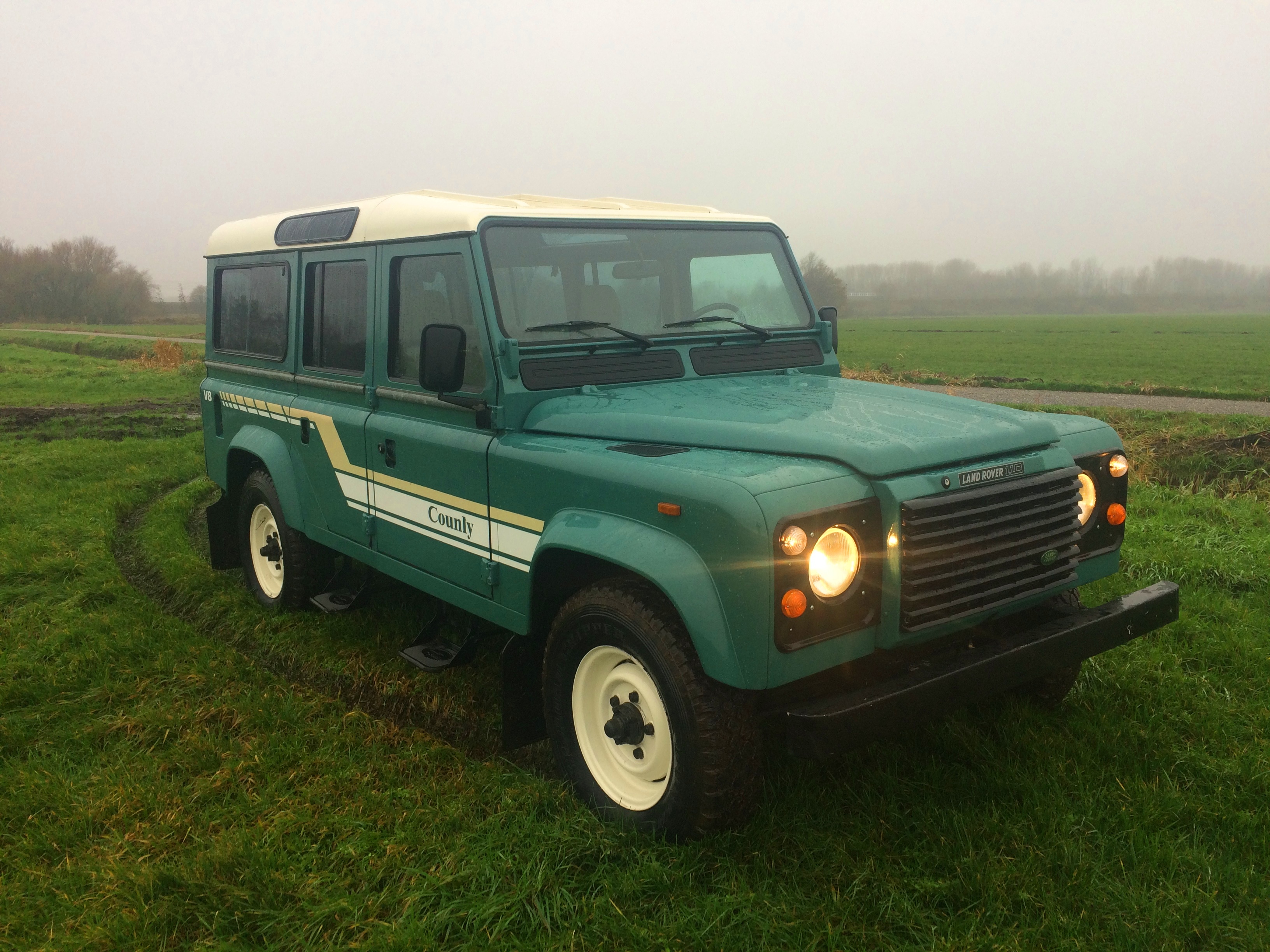1985 Land Rover Defender 110