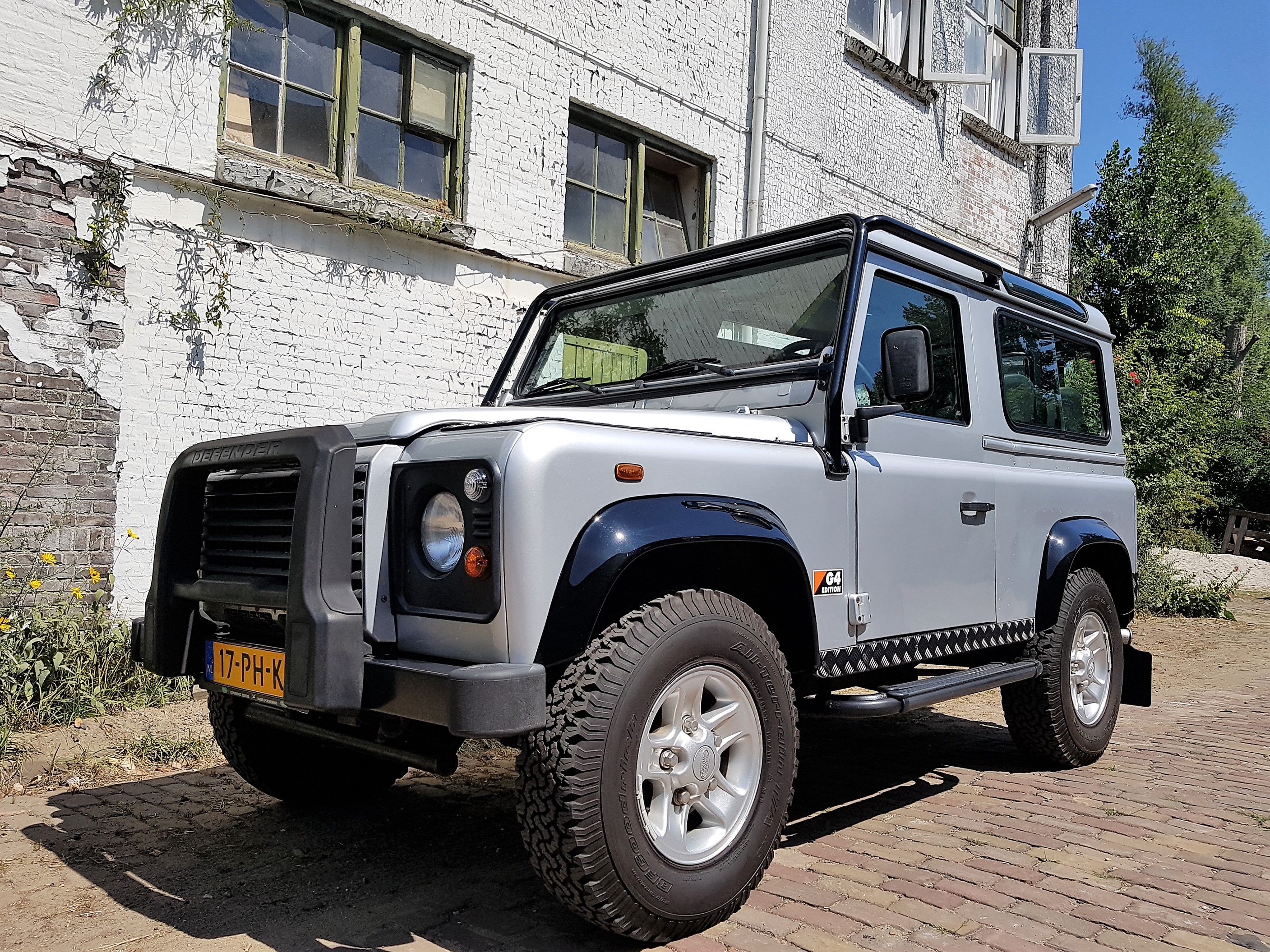 2005 Land Rover Defender 90 G4